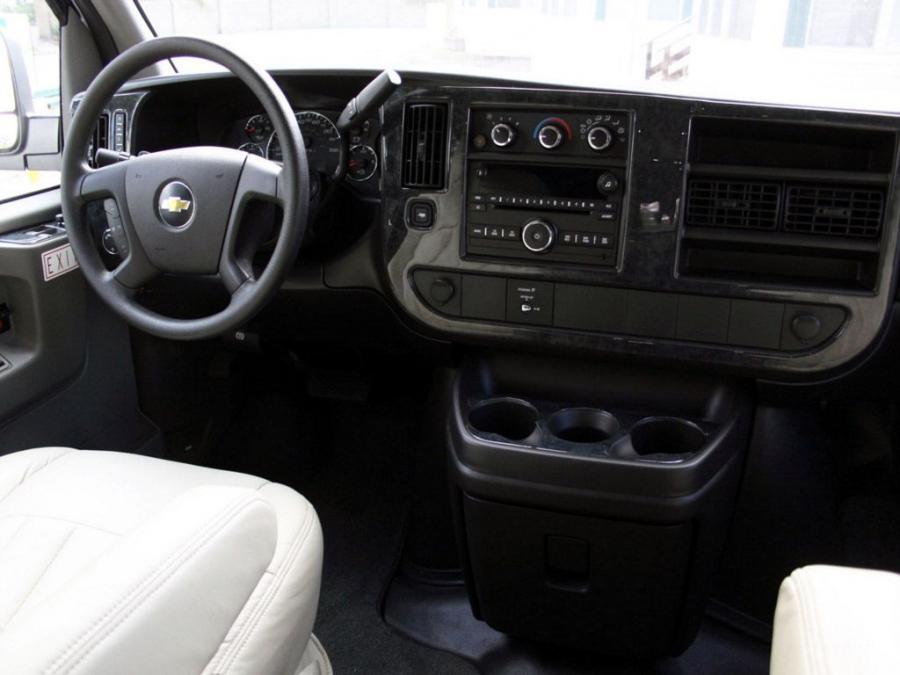  Chevrolet Airstream Avenue 2011 года  (фото 4 из 10)